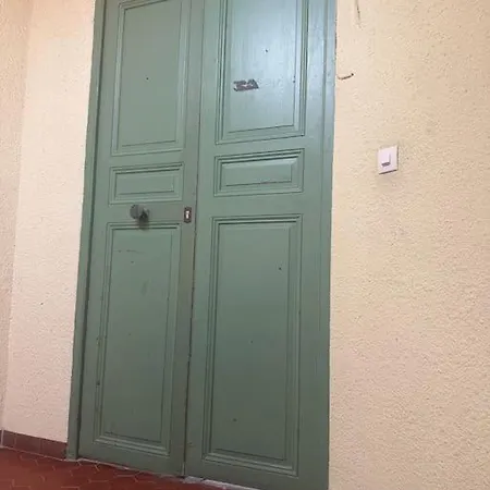 Republic - Right In The Center Of The Old Town Apartment Antibes